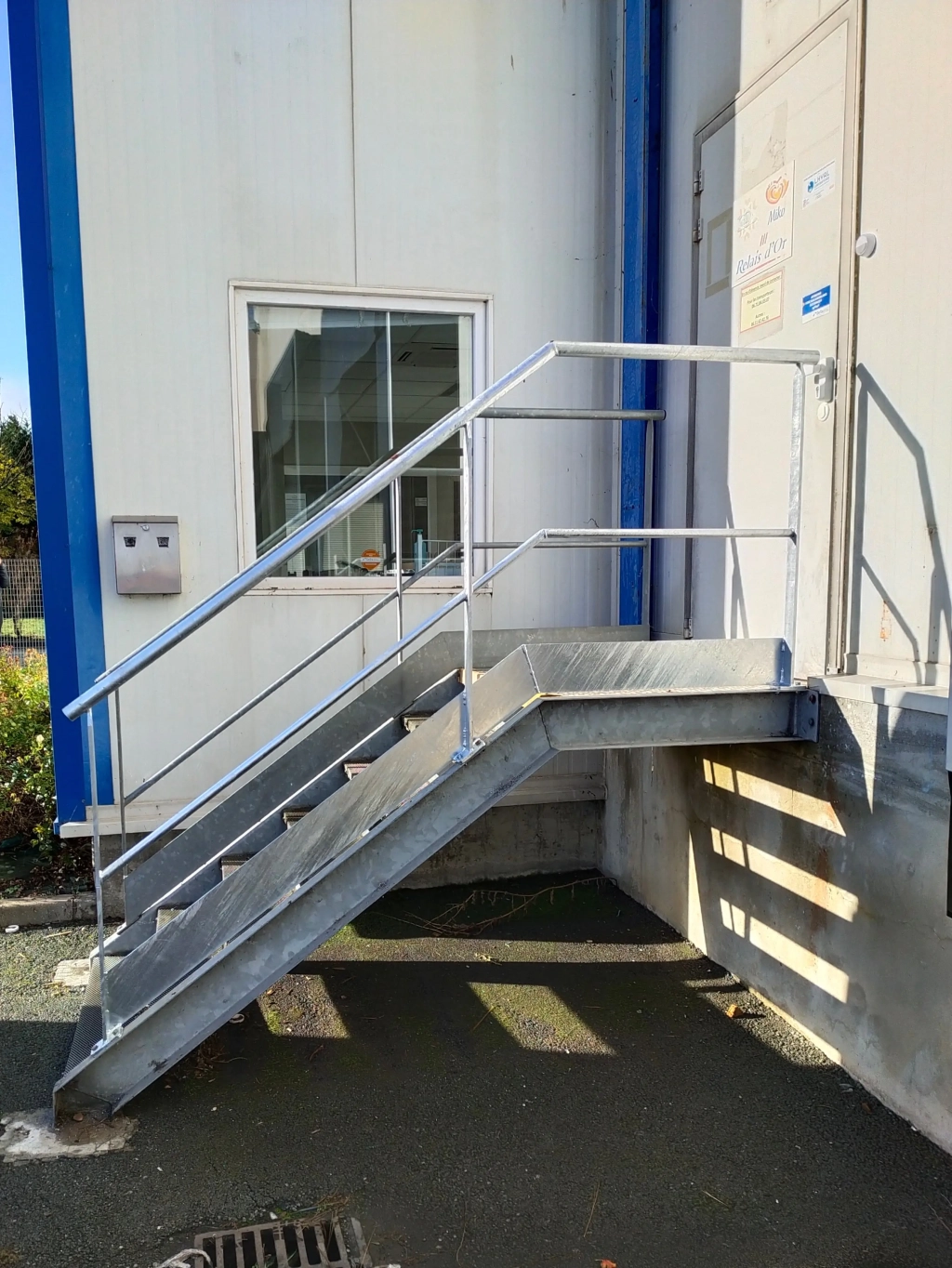 Réparation d’une rampe d’accès piéton sur un site de logistique à TOULOUSE