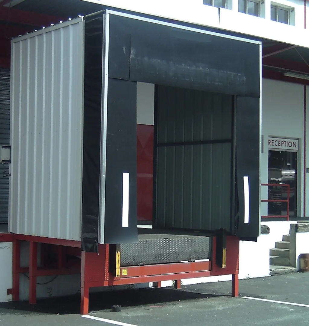 Installation d'un sas de quai à Toulouse