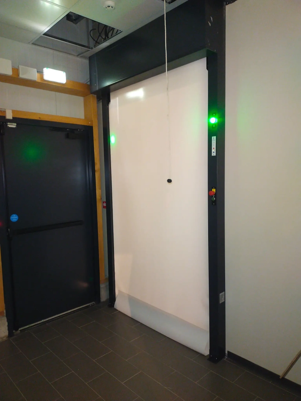 Installation d’une porte souple rapide automatique à Toulouse