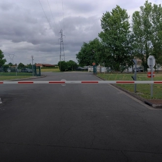 Barrière automatique : contrôle d'accès et sécurité pour vos sites