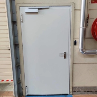 Porte isotherme : performance énergétique et praticité